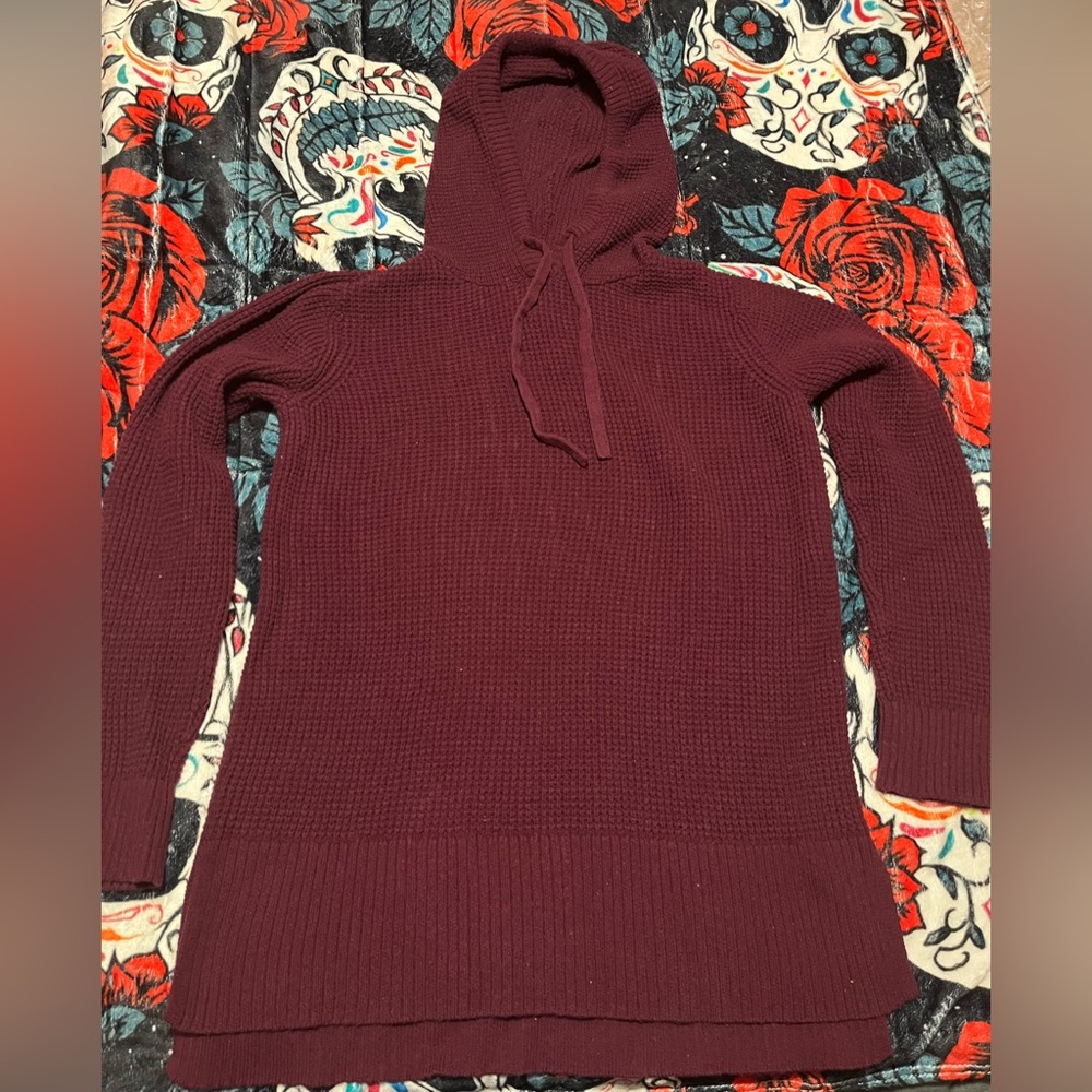 Sonoma Hooded Sweater Size Medium